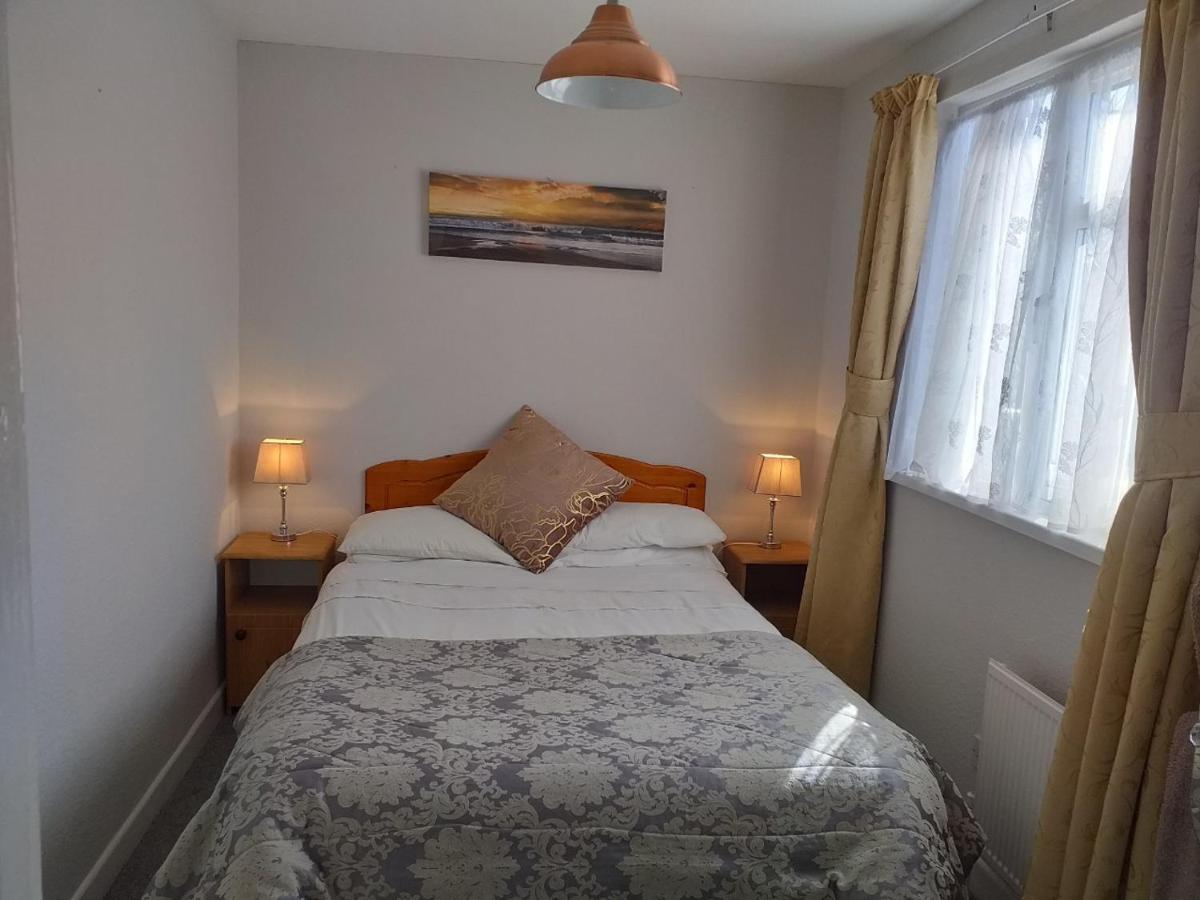 Villa St.John B&B Athlone Ngoại thất bức ảnh